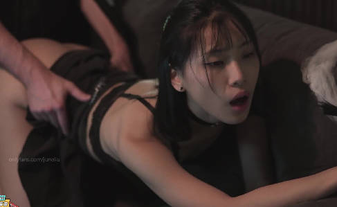 JL-129・被猎巫人内射了・刘玥